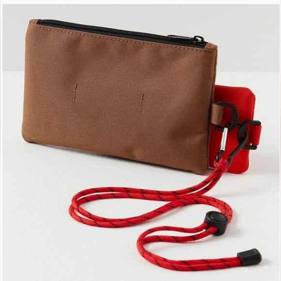 NEW! Free People Movement Half Time Double Pouch NWOT - Picture 2 of 14